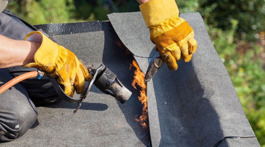 Expert Emergency Roof Repairs services in Petoskey, MI